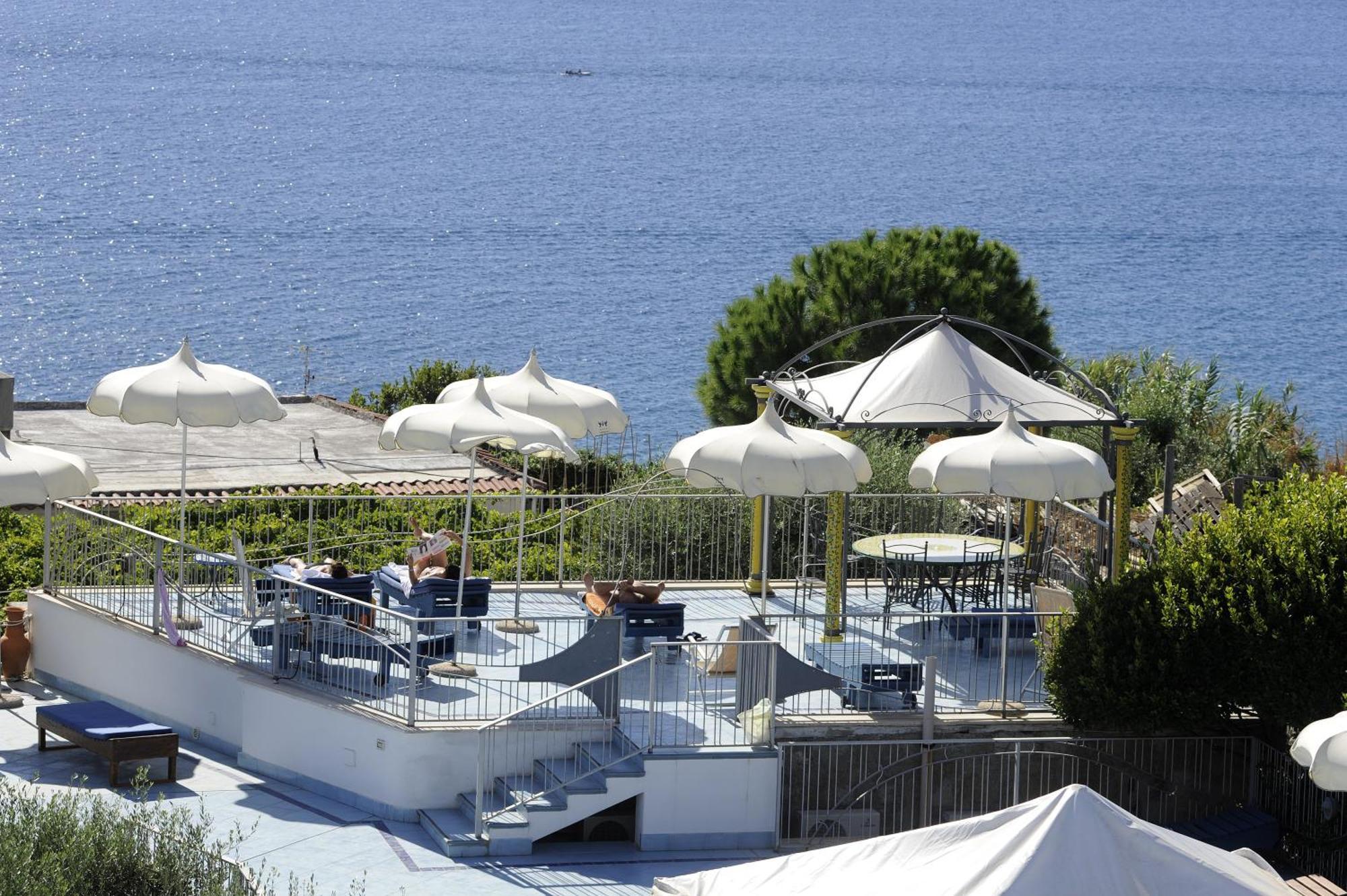 猎豹温泉美容酒店 Forio di Ischia 外观 照片
